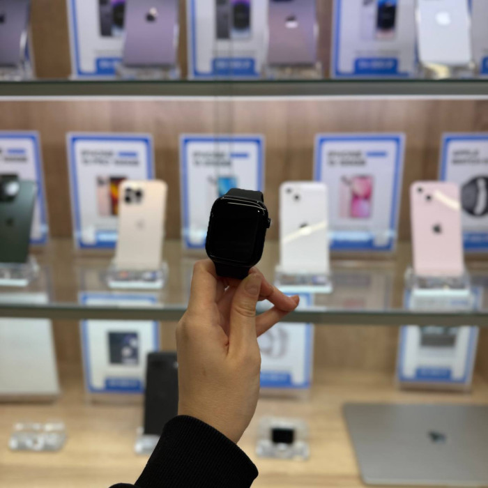 Уценка Умные часы Apple Watch Series 10 46mm Jet Black