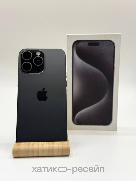 Б/у Смартфон Apple iPhone 15 Pro Max 256GB Черный Титан