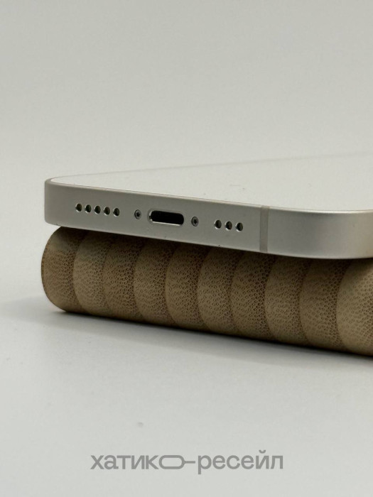 Б/у Смартфон Apple iPhone 13 128GB White EU