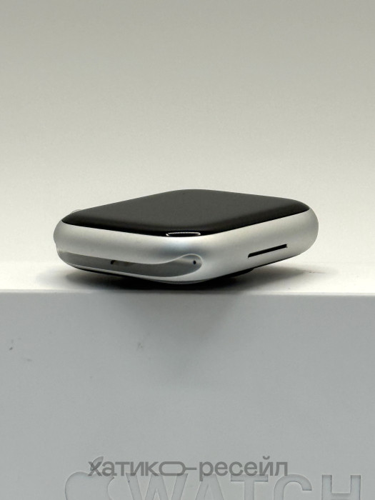 Уценка Умные часы Apple Watch Series 8 45mm GPS Silver Aluminum Case with Sport Band White