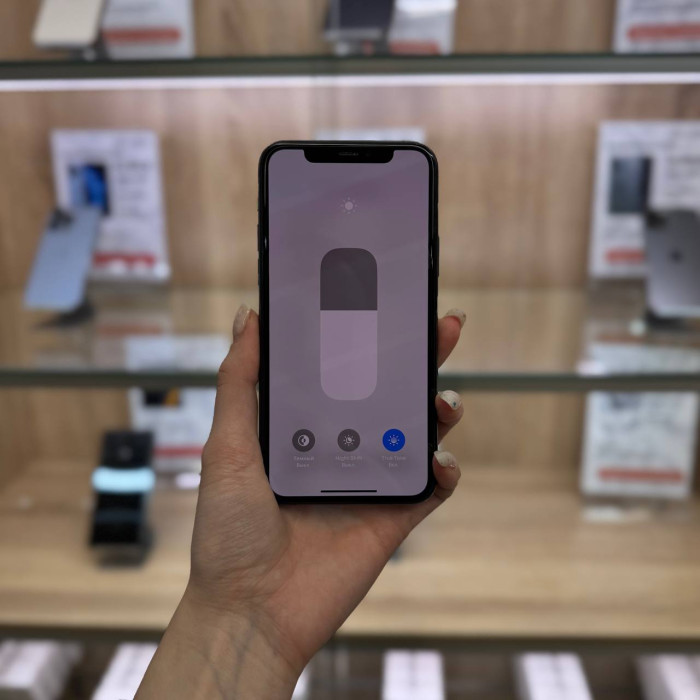 Б/у Смартфон Apple iPhone 11 Pro 64GB Midnight Green RU | Фото 2 из 3