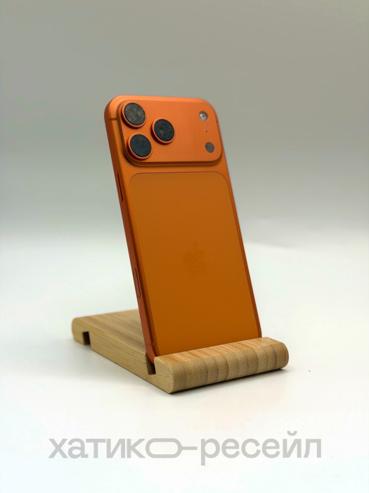 Б/У Смартфон Apple iPhone 17 Pro Max 512GB Оранжевый (Cosmic Orange) nano SIM + eSIM
