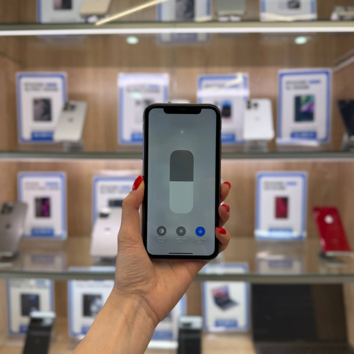 Б/у Смартфон Apple iPhone 11 128GB Purple