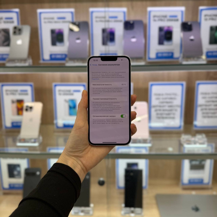 Б/у Смартфон Apple iPhone 14 128GB Purple | Фото 4 из 5