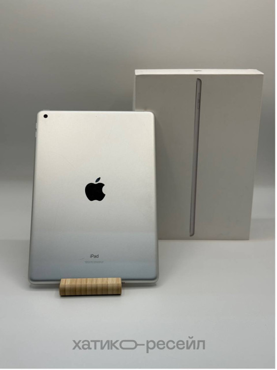 Б/у Планшет iPad (7-го поколения) 32Gb Wi-Fi Silver