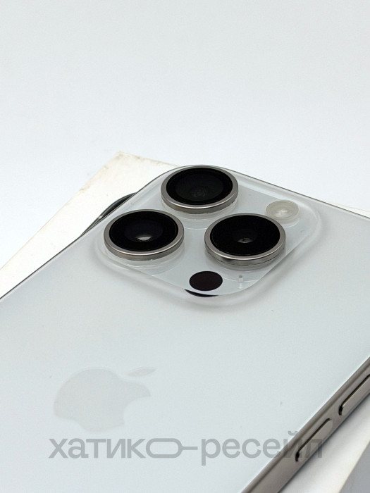 Б/у Смартфон Apple iPhone 15 Pro 128GB White Titanium (Белый Титан)