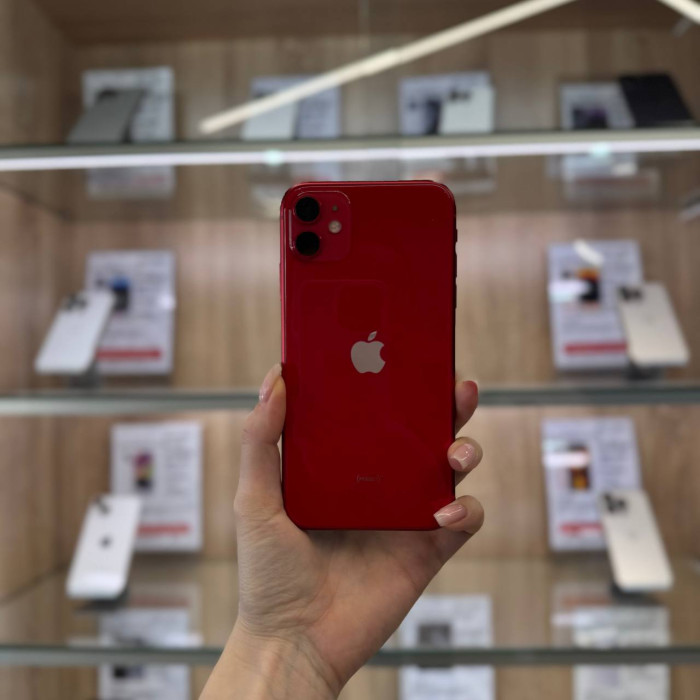Б/у Смартфон Apple iPhone 11 128GB Красный RU | Фото 1 из 5