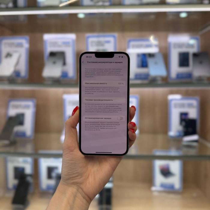 Б/у Смартфон Apple iPhone 14 256GB Purple | Фото 4 из 5