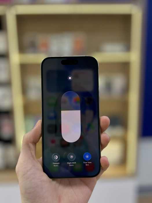 Б/у Смартфон Apple iPhone 15 Pro 128GB Серый (Natural Titanium)
