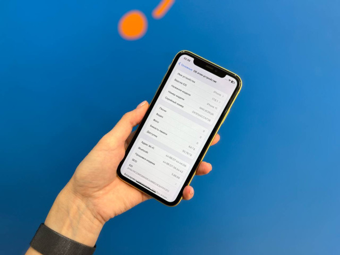 Б/у Смартфон Apple iPhone 11 64GB Желтый