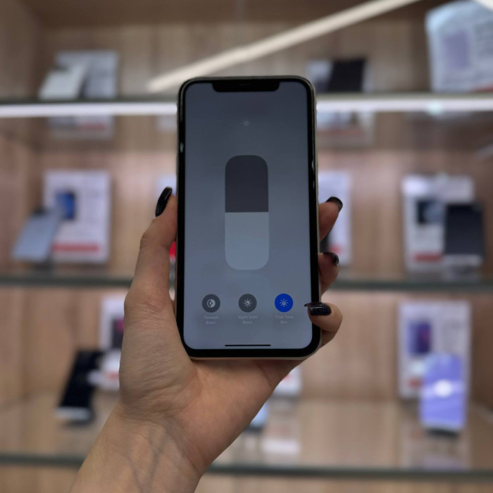 Б/у Смартфон Apple iPhone 11 128GB White EU