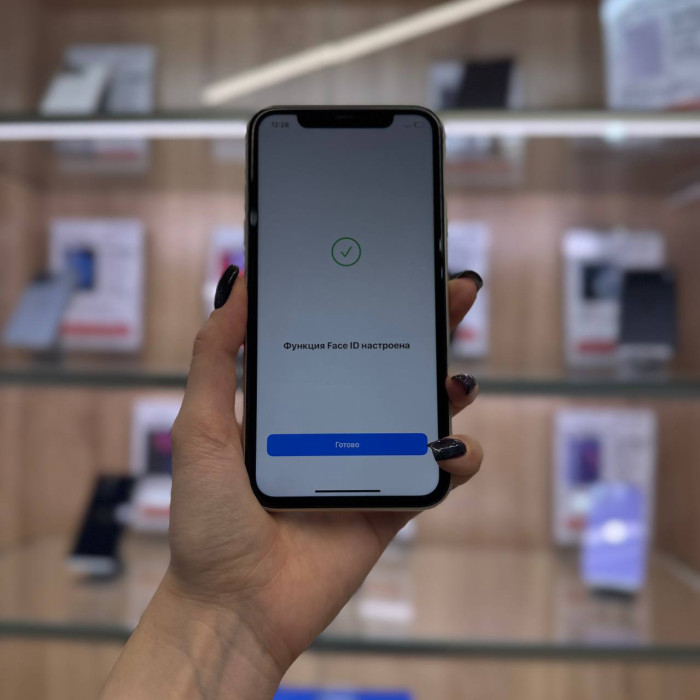 Б/у Смартфон Apple iPhone 11 128GB White EU