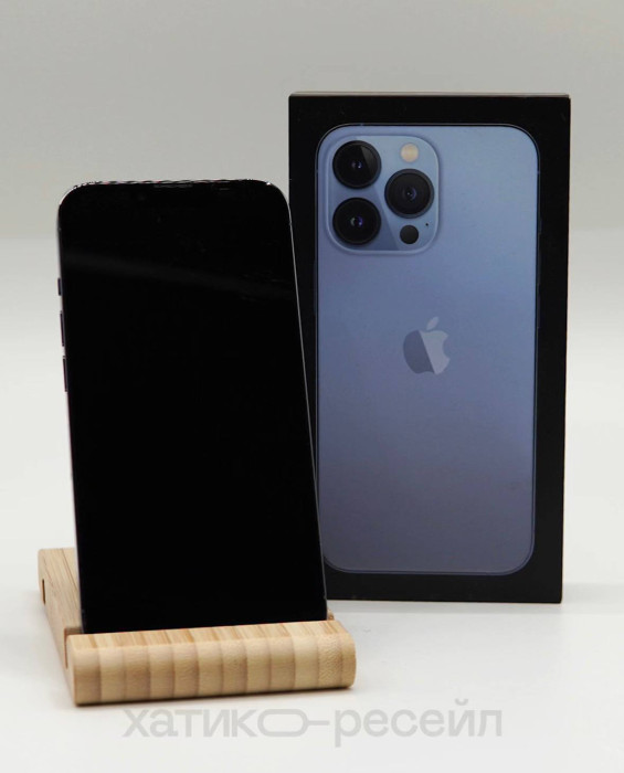Б/у Смартфон Apple iPhone 13 Pro 128GB Небесно-голубой (Sierra Blue)