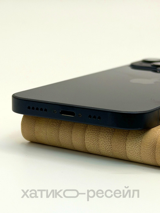 Уценка Смартфон Apple iPhone 13 128GB Темная ночь (Midnight)
