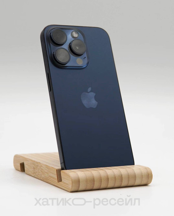 Б/у Смартфон Apple iPhone 15 Pro 256GB Синий (Blue Titanium)