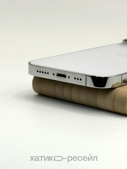 Б/У Смартфон Apple iPhone 14 Pro 128GB Silver nano SIM + eSIM | Фото 4 из 5