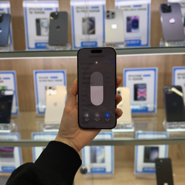 Б/у Смартфон Apple iPhone 16 Pro 256GB Desert Titanium (Пустынный титан) | Фото 3 из 5