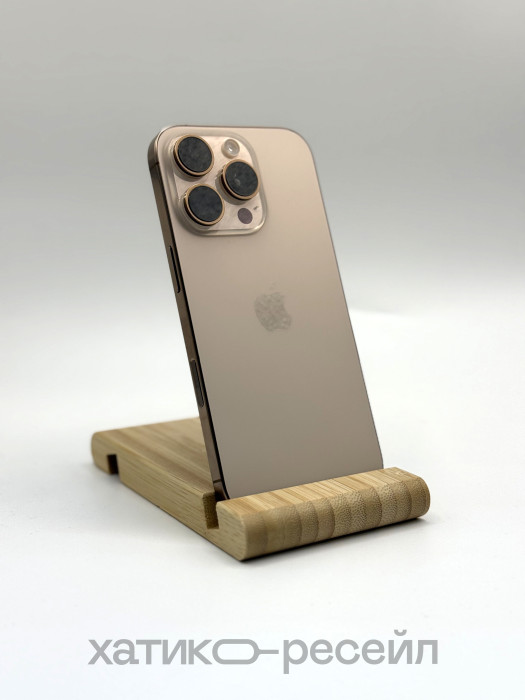 Б/у Смартфон Apple iPhone 16 Pro 256GB Desert Titanium (Пустынный титан)
