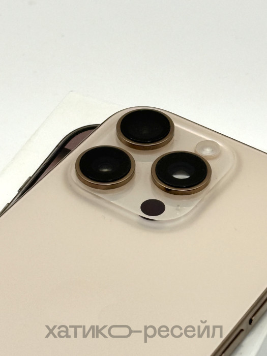 Б/у Смартфон Apple iPhone 16 Pro 256GB Desert Titanium (Пустынный титан)