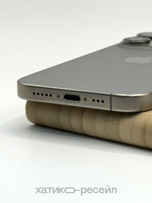 Б/У Смартфон Apple iPhone 15 Pro 128GB Натуральный Титан (Natural Titanium) | Фото 4 из 5