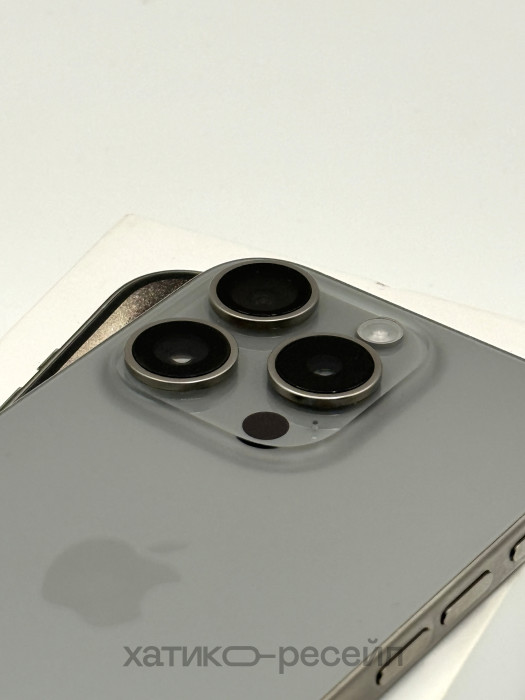 Б/У Смартфон Apple iPhone 15 Pro 128GB Натуральный Титан (Natural Titanium) | Фото 5 из 5