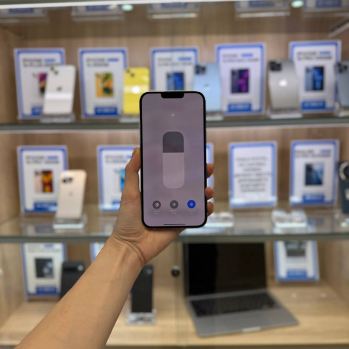 Б/у Смартфон Apple iPhone 13 Pro Max 128GB Серебристый (Silver)