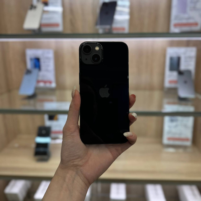 Б/у Смартфон Apple iPhone 13 128GB Черный | Фото 1 из 5