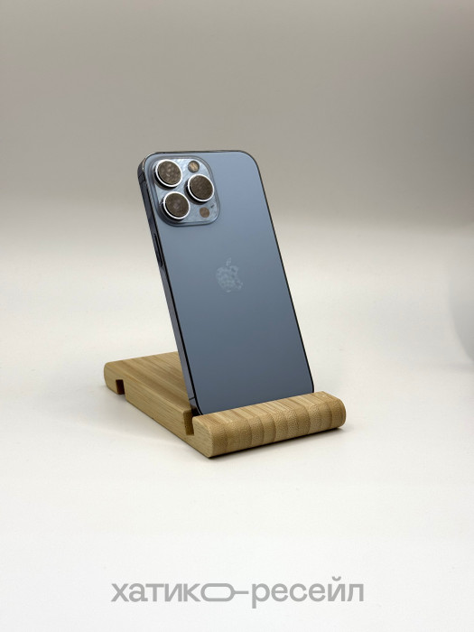 Б/У Смартфон Apple iPhone 13 Pro 256GB Небесно-голубой