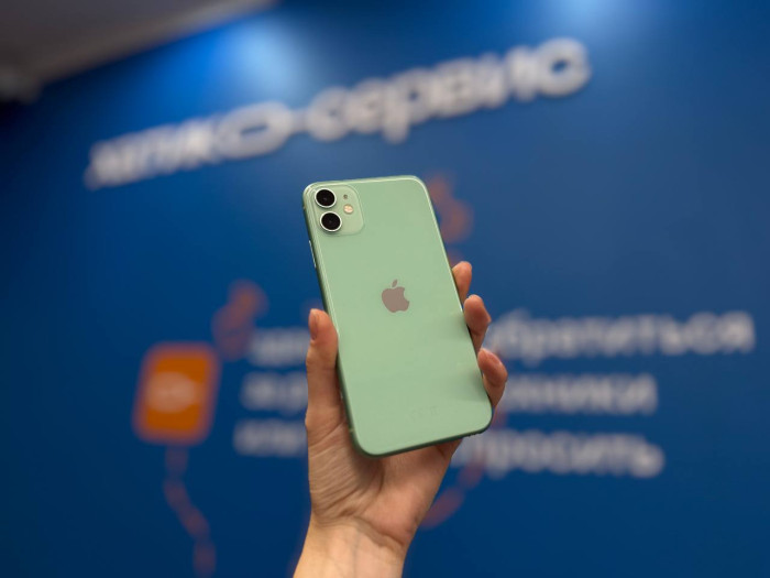 Б/у Смартфон Apple iPhone 11 64GB Green RU