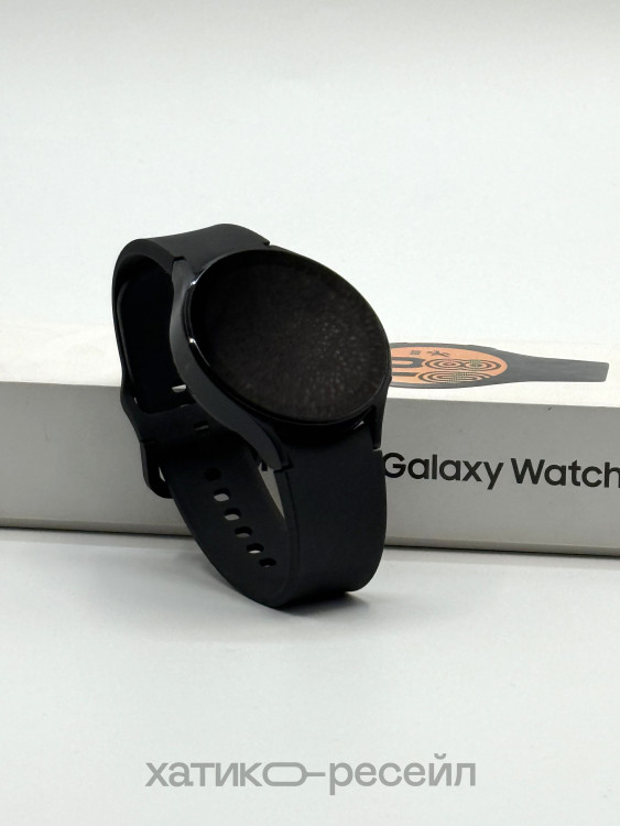Уценка Умные часы Samsung Galaxy Watch4 44mm Черный