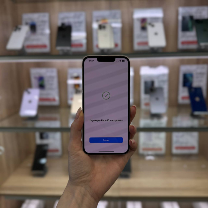 Б/у Смартфон Apple iPhone 13 128GB Розовый | Фото 5 из 5