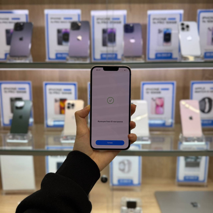 Б/у Смартфон Apple iPhone 13 128GB Розовый