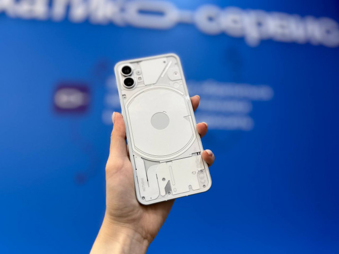 Б/у Смарфтон Nothing Phone 1 8/256 Белый | Фото 1 из 4