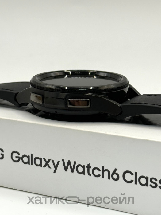 Уценка Умные часы Samsung Galaxy Watch6 Classic 43mm Черный