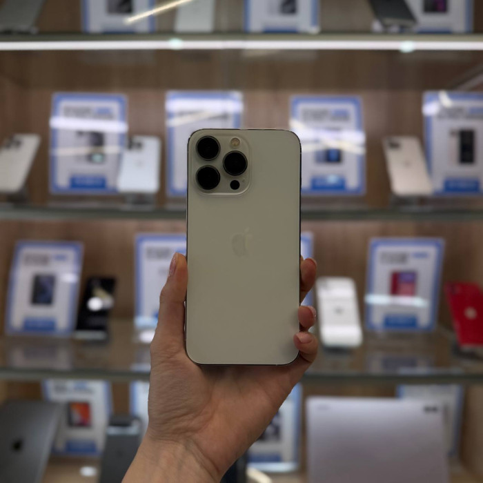 Б/у Смартфон Apple iPhone 13 Pro 128GB Серебристый | Фото 1 из 5