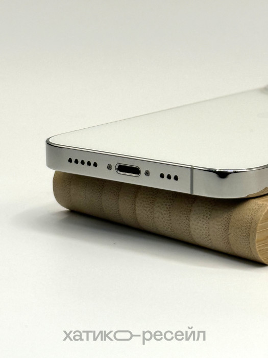 Б/у Смартфон Apple iPhone 13 Pro 128GB Серебристый