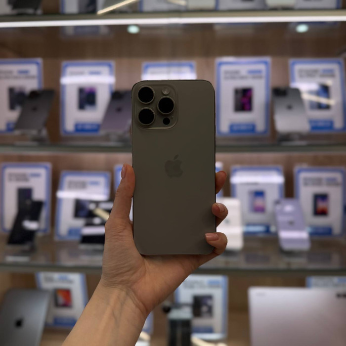 Уценка Смартфон Apple iPhone 15 Pro Max 1TB Титан (Natural Titanium) nano SIM + eSIM | Фото 1 из 5