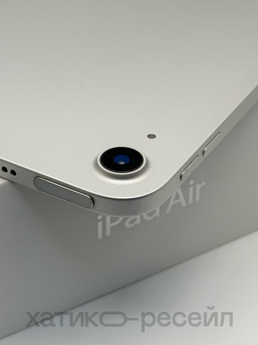 Б/у Планшет Apple iPad Air (4-го поколения) Wi-Fi 64GB Silver