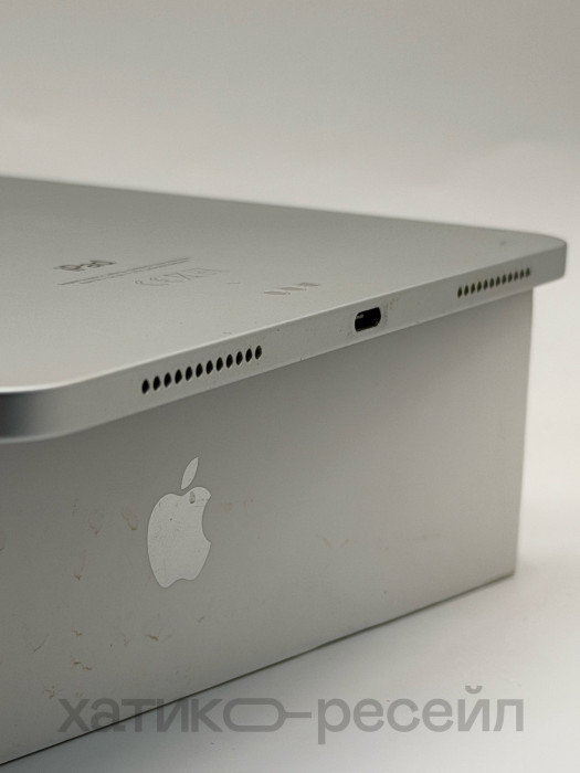 Б/у Планшет Apple iPad Air (4-го поколения) Wi-Fi 64GB Silver