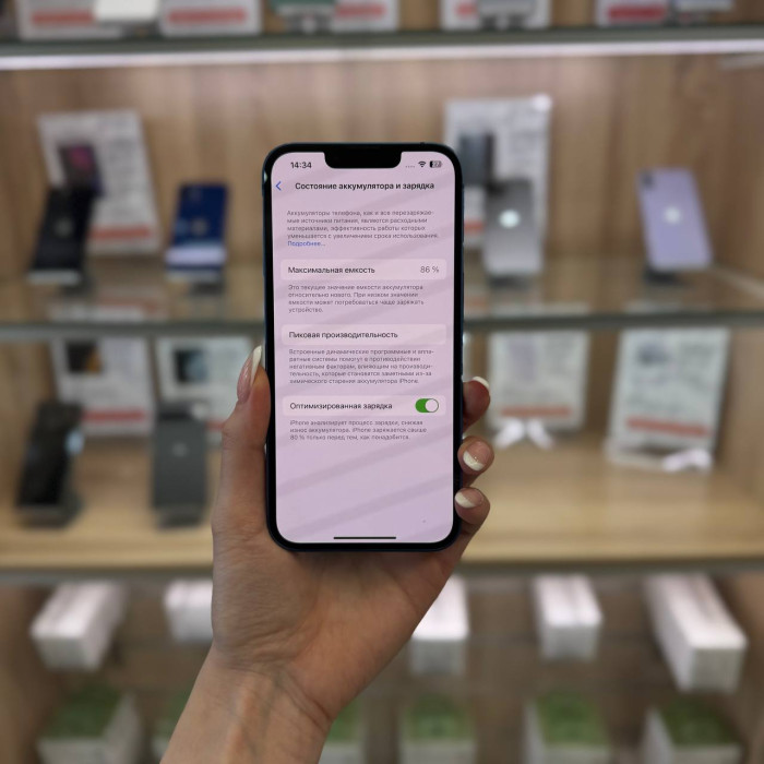 Б/у Смартфон Apple iPhone 13 128GB Blue EU | Фото 4 из 5