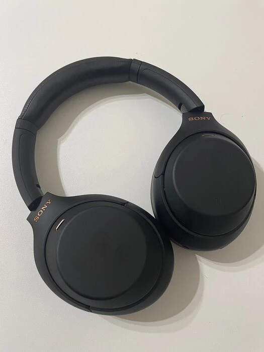 Sony WH 1000 XM4