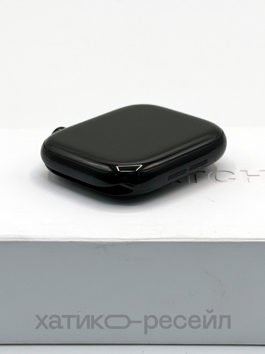 Б/у Умные часы Apple Watch Series 11 46mm Jet Black Aluminum Case with Black Sport Band