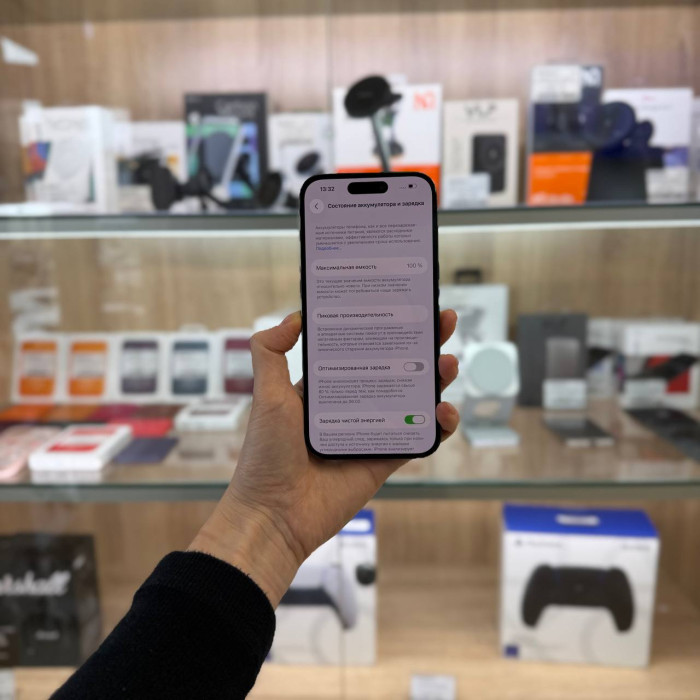Б/у Смартфон Apple iPhone 14 Pro 256GB Фиолетовый (Deep Purple) | Фото 4 из 5