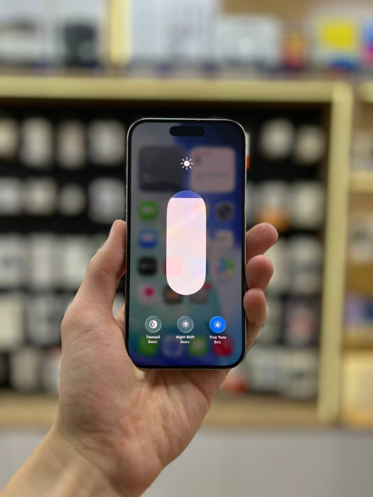 Б/У Смартфон Apple iPhone 15 Pro 256GB Белый