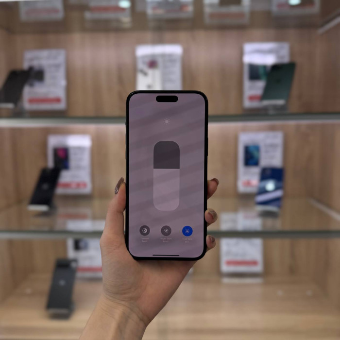 Б/у Смартфон Apple iPhone 15 Plus 128GB Black | Фото 3 из 5
