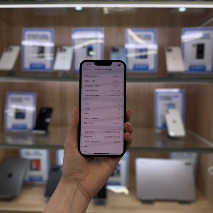 Б/у Смартфон Apple iPhone 13 128GB Green | Фото 2 из 5