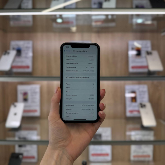 Б/у Смартфон Apple iPhone 11 Black 128GB RU