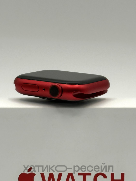 Уценка Умные часы Apple Watch Series 8 45mm GPS Red Aluminum Case with Sport Band Product Red