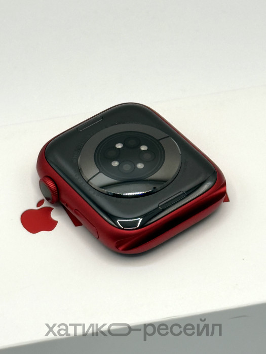 Уценка Умные часы Apple Watch Series 8 45mm GPS Red Aluminum Case with Sport Band Product Red