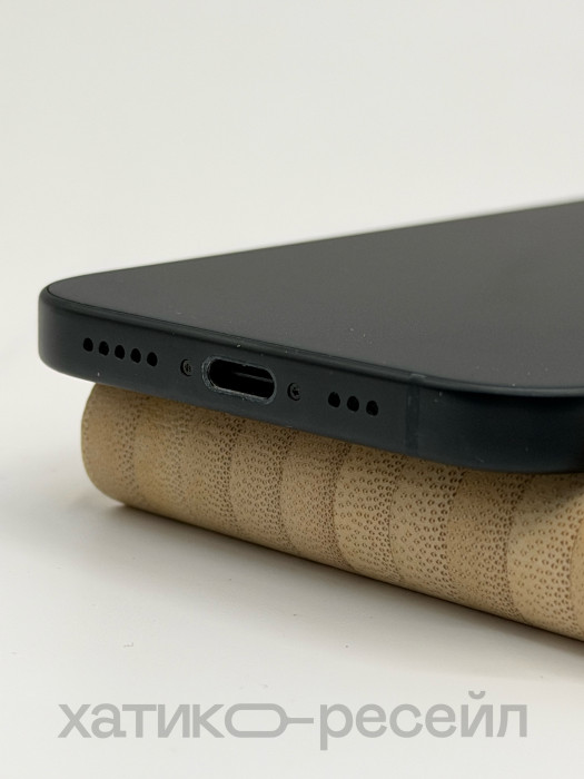 Б/у Смартфон Apple iPhone 15 128GB Black